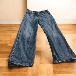 Wide-Leg Blue Jeans
